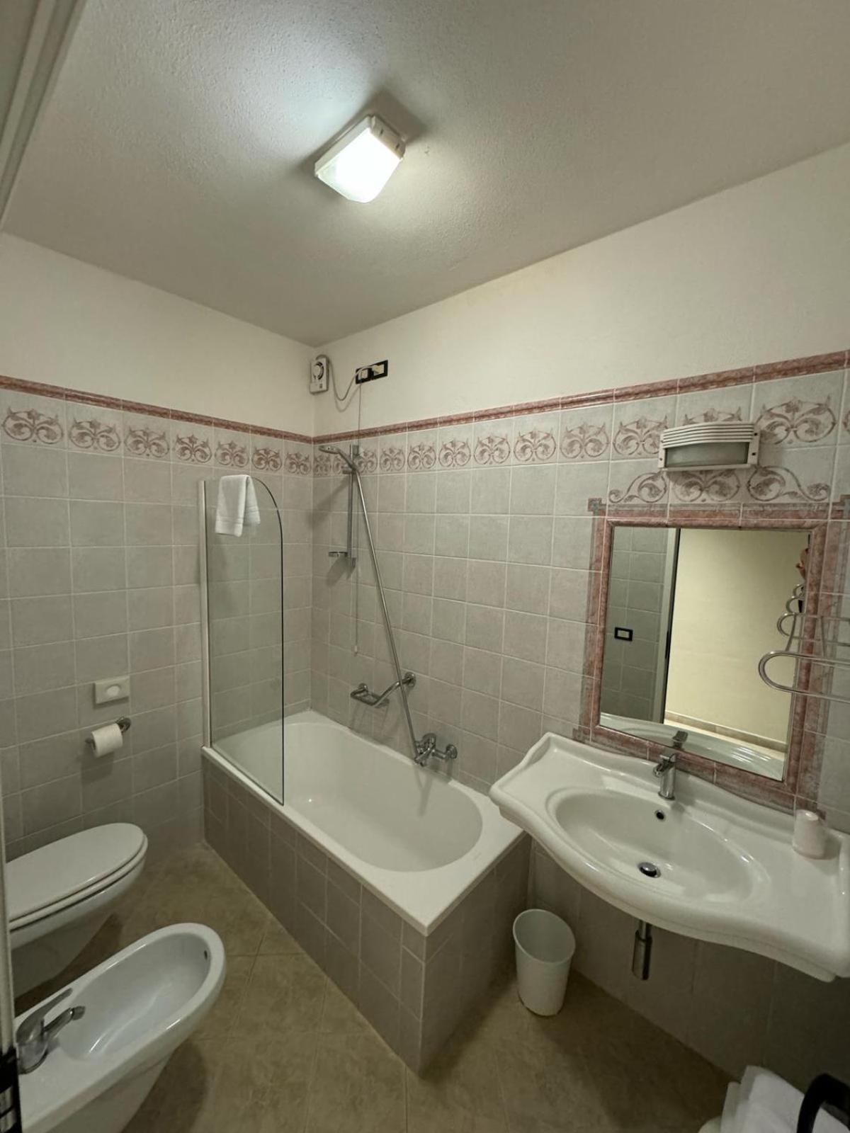 Hotel Ambra 3*